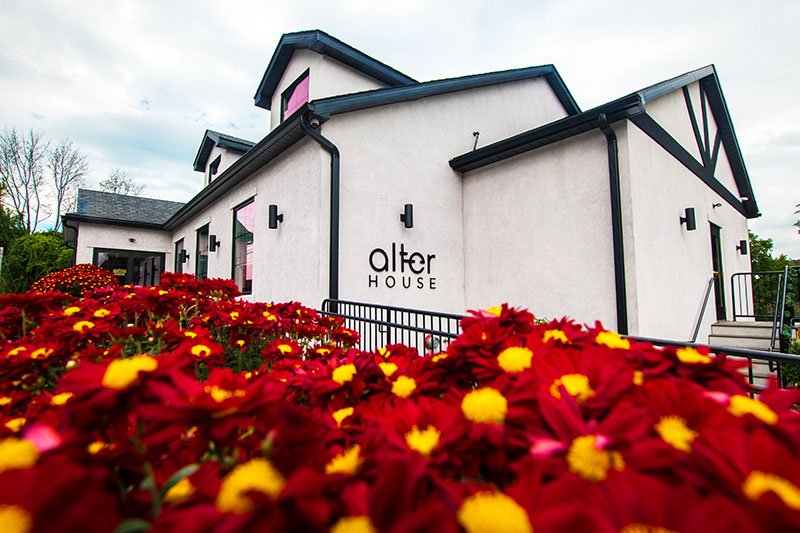Alter House